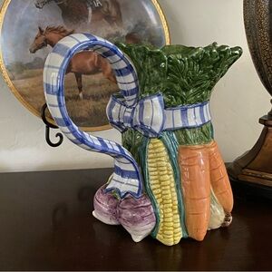 Fitz & Floyd Classics Vegetable Garden Bouquet Pitcher 1.25 Qt. Capacity Cottage